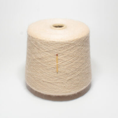 Włóczka moher z jedwabiem VIVIENNE cielisty, 50 g