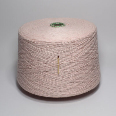 Włóczka FREE jasny róż, 100 g