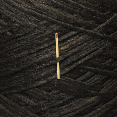 Włóczka merynos 100% ULISSE ciemny brąz, 100 g