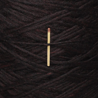 Włóczka merynos 100% ULISSE ciemny-burgund, 100 g