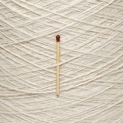 Włóczka angora 80% SPIKY kość słoniowa, 50 g