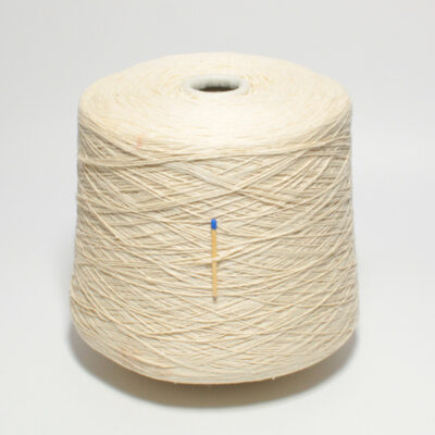 Włóczka jedwab 100% BOURETTE SILK śmietankowy, 100 g