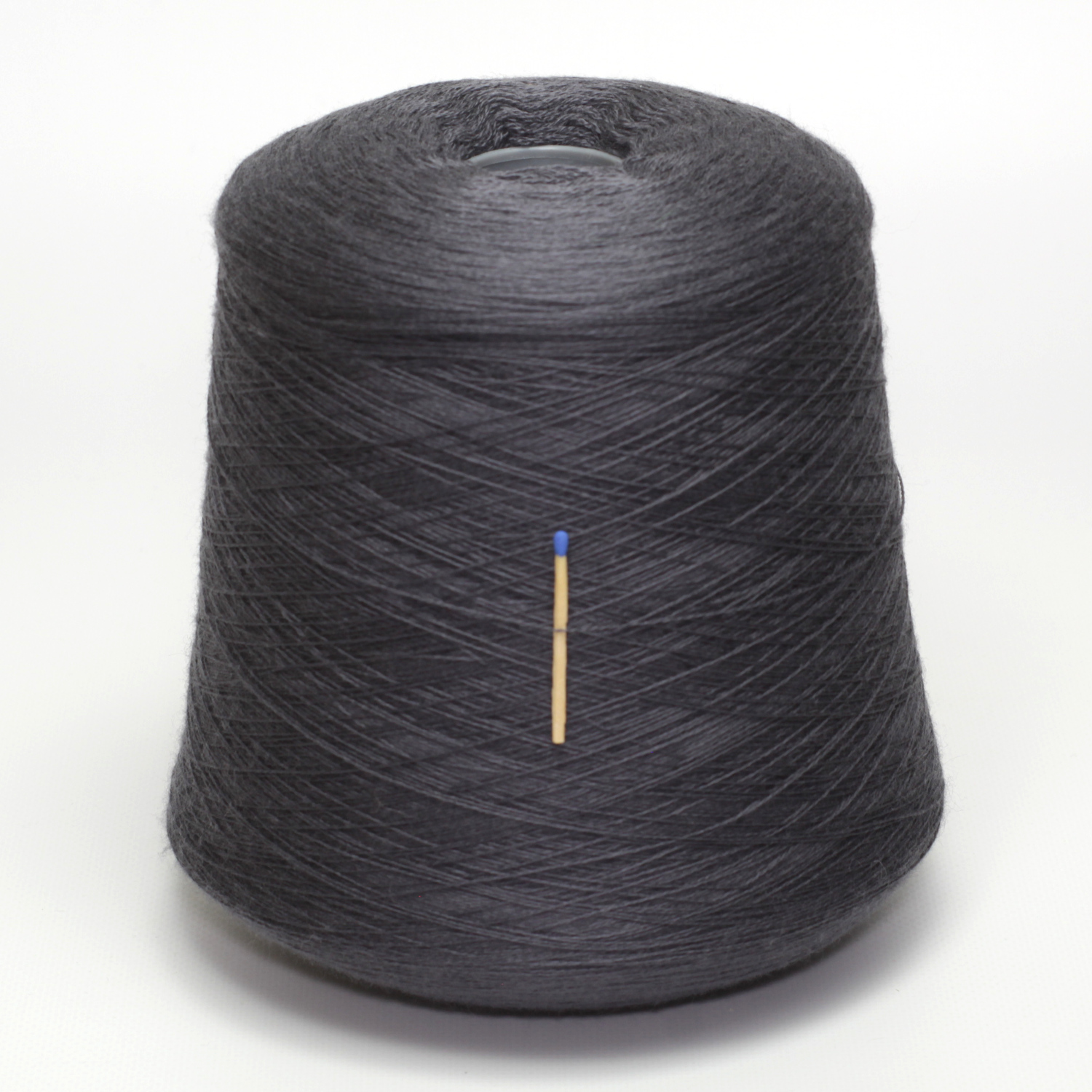 ALBA – ciemny szary, 100 g https://knitsolution.pl/wp-content/uploads/2026/10/IMG_0021.jpg