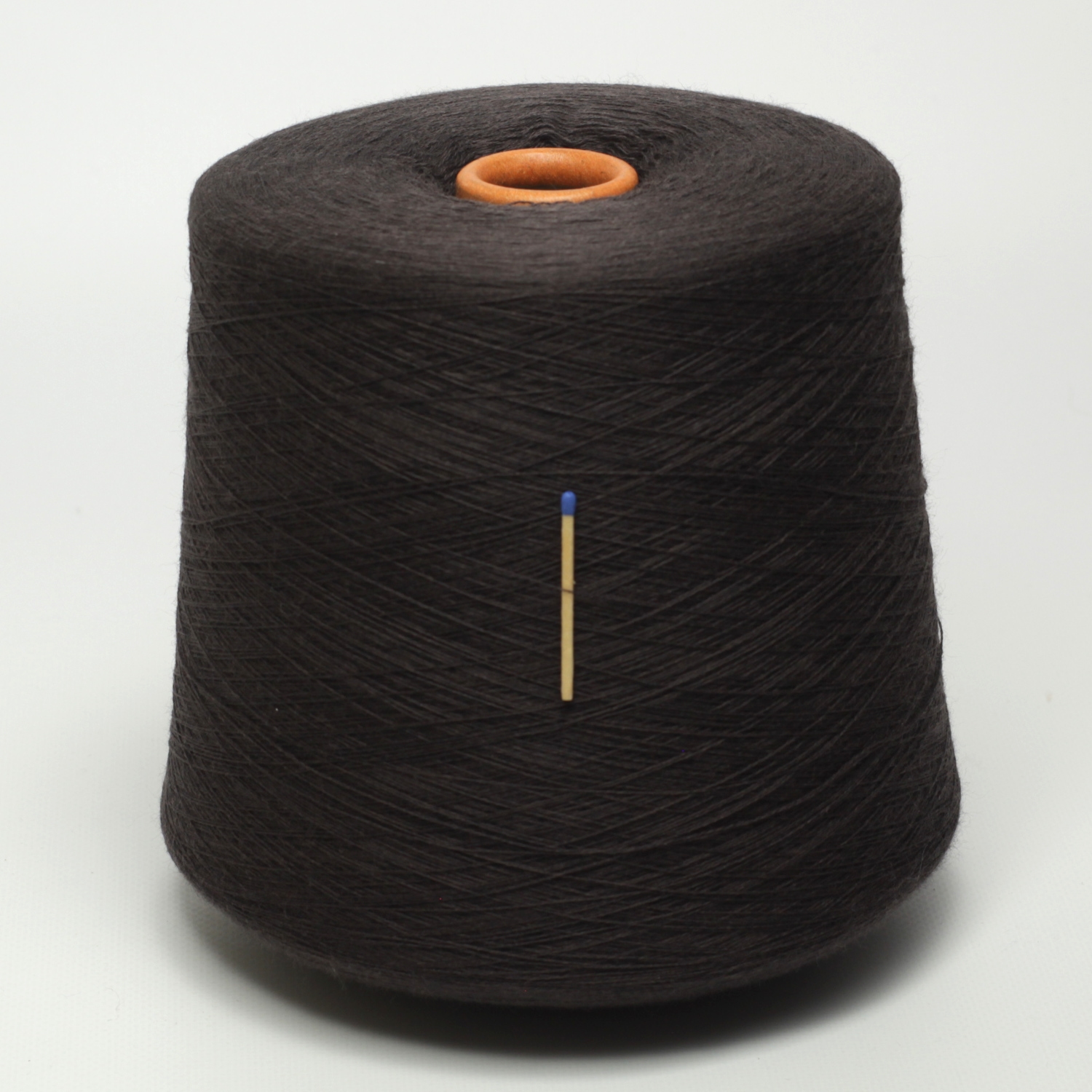 CASHWOOL – czekoladowy, 100 g Włóczka merynos włoska premium CASHWOOL czekoladowy na szpuli