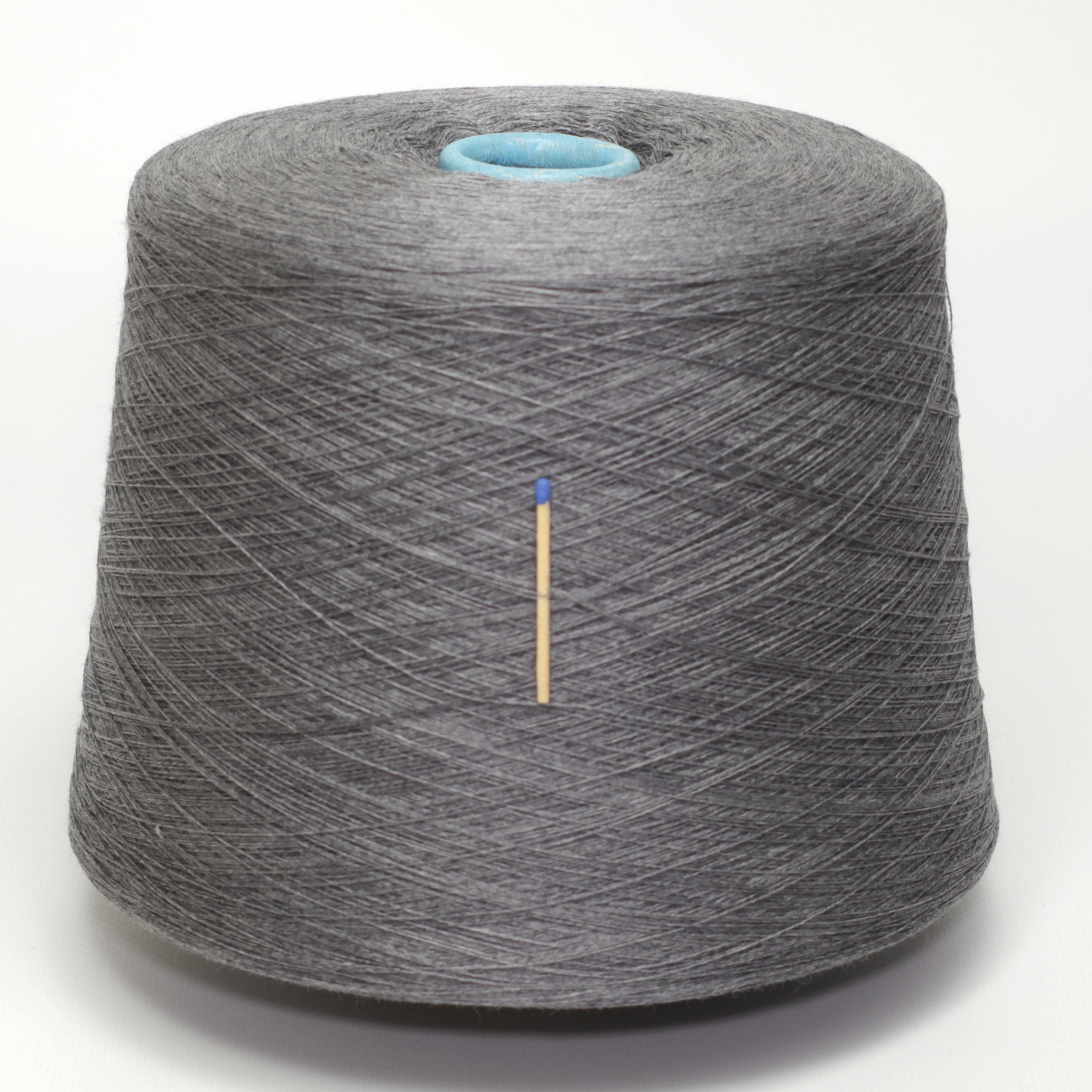 HARMONY – szary, 100 g Włóczka merino na druty HARMONY szary na szpuli – 100% merynos
