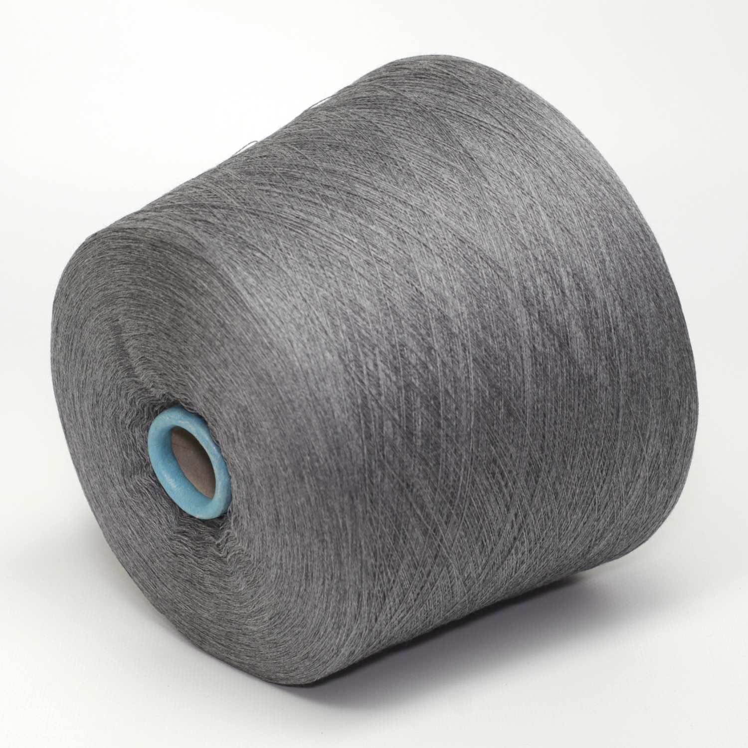 HARMONY – szary, 100 g Włóczka merino na druty HARMONY szary na szpuli – 100% merynos
